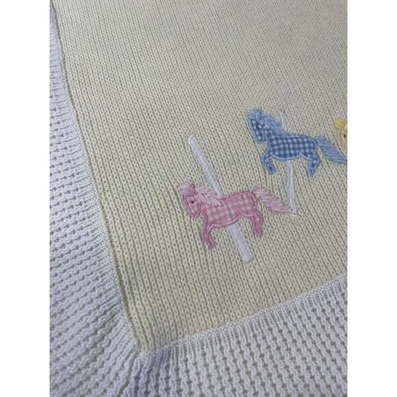 Vintage Baby Blanket Carousel Horse Merry Go Around Acrylic Baby Kisses Yellow - Picture 4 of 9